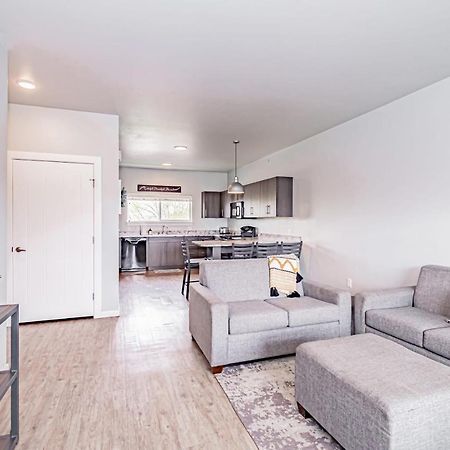 Bringham'S Mill Apartments Perfect For Groups Full Kitchen Gym And Free Parking レックスバーグ エクステリア 写真