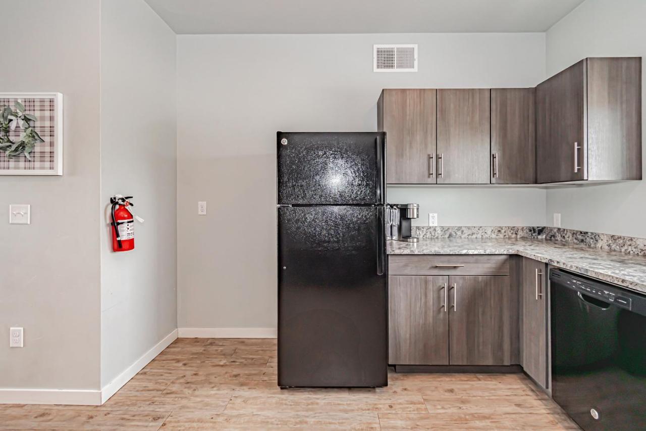 Bringham'S Mill Apartments Perfect For Groups Full Kitchen Gym And Free Parking レックスバーグ エクステリア 写真