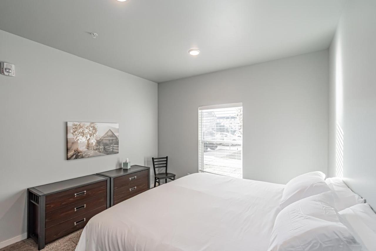 Bringham'S Mill Apartments Perfect For Groups Full Kitchen Gym And Free Parking レックスバーグ エクステリア 写真