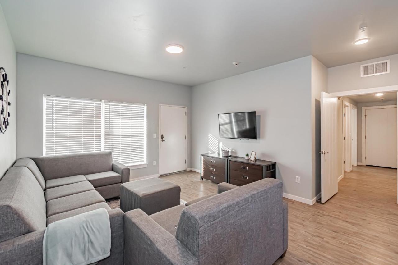 Bringham'S Mill Apartments Perfect For Groups Full Kitchen Gym And Free Parking レックスバーグ エクステリア 写真