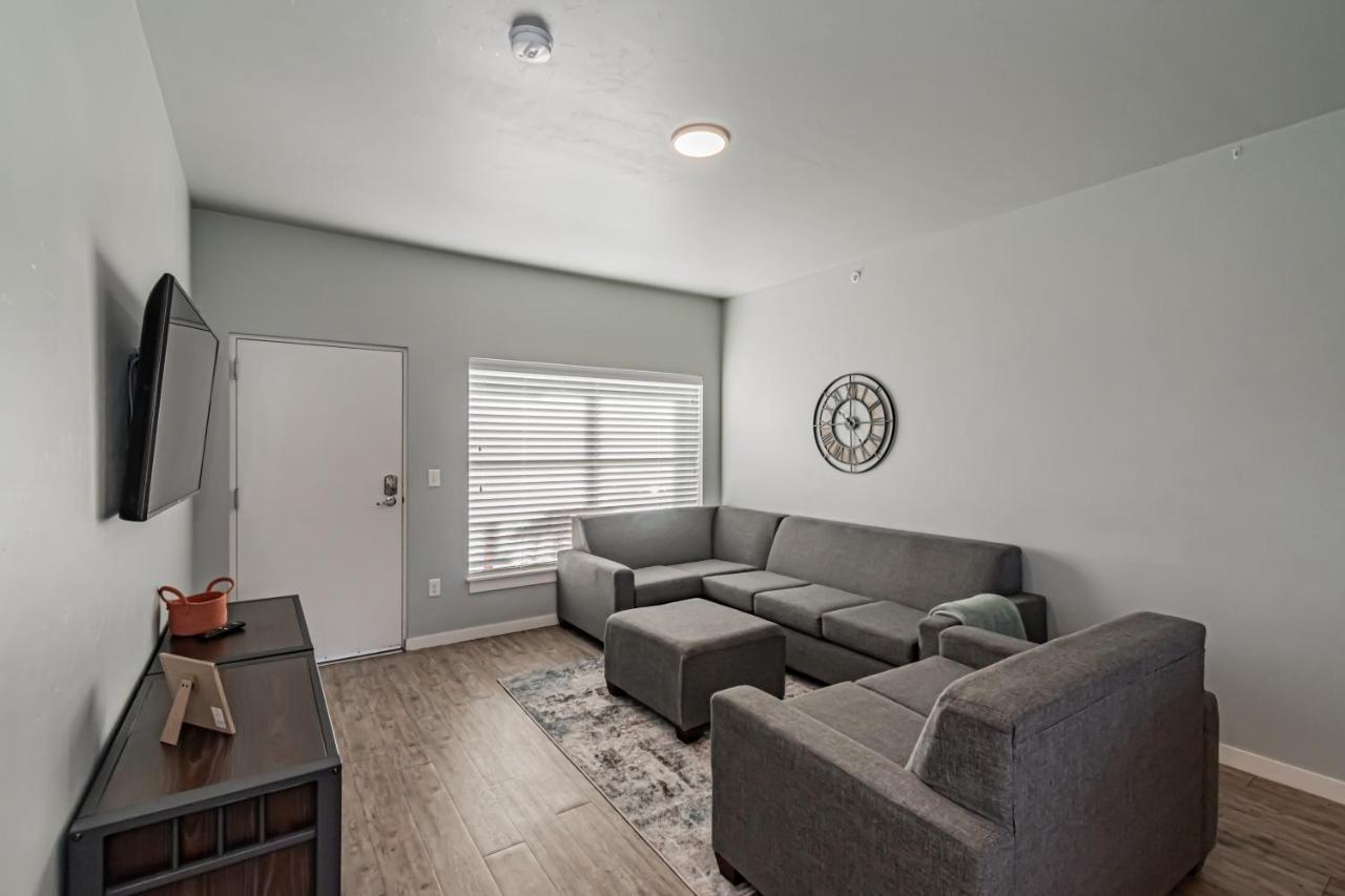 Bringham'S Mill Apartments Perfect For Groups Full Kitchen Gym And Free Parking レックスバーグ エクステリア 写真