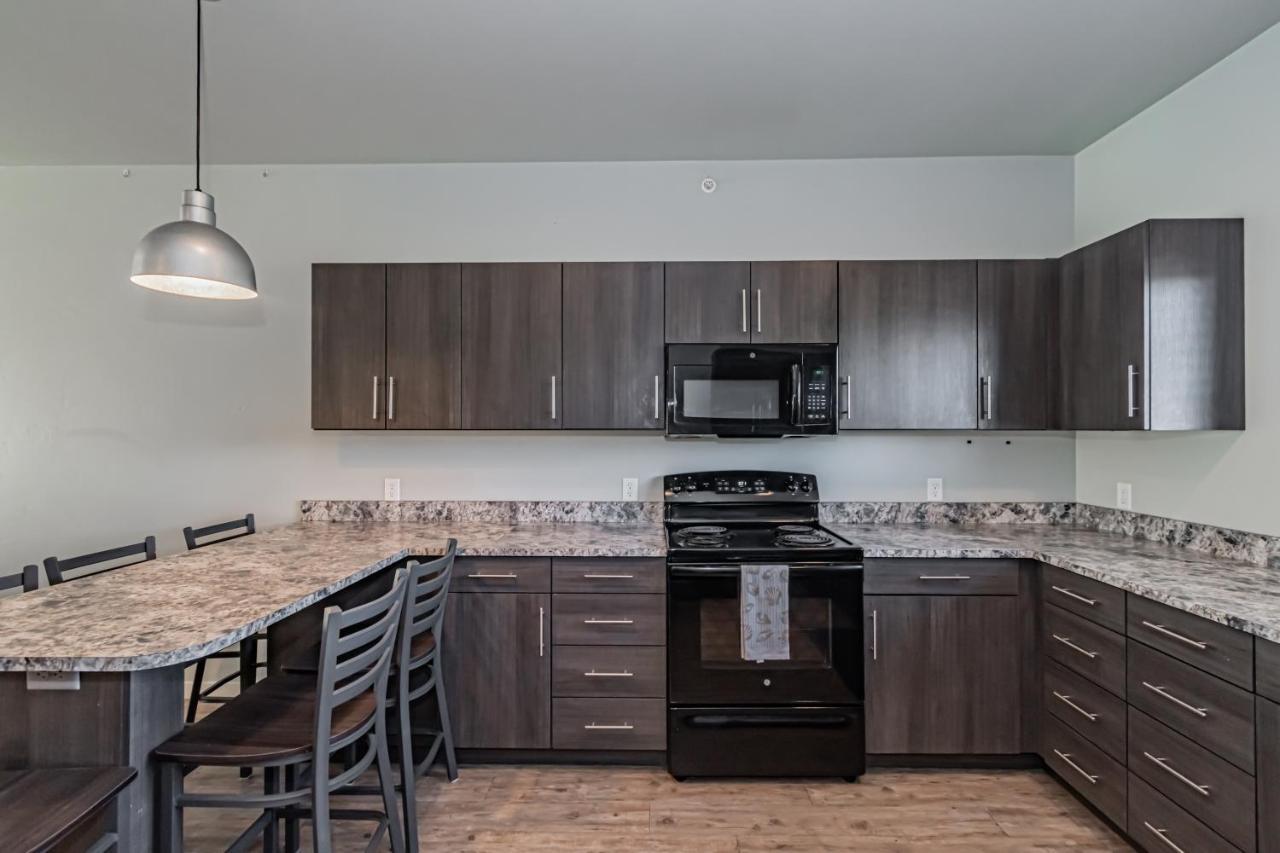 Bringham'S Mill Apartments Perfect For Groups Full Kitchen Gym And Free Parking レックスバーグ エクステリア 写真