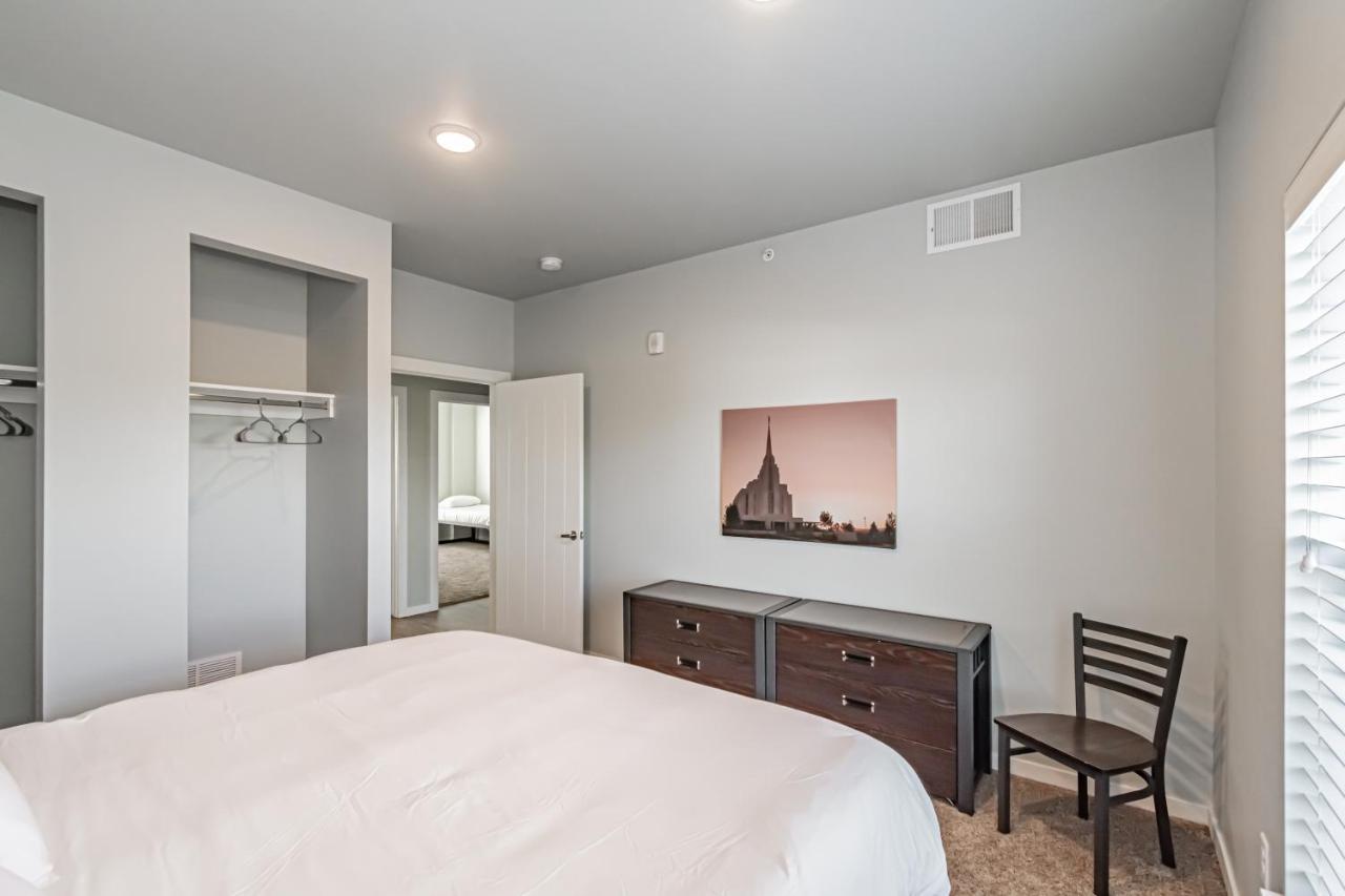 Bringham'S Mill Apartments Perfect For Groups Full Kitchen Gym And Free Parking レックスバーグ エクステリア 写真