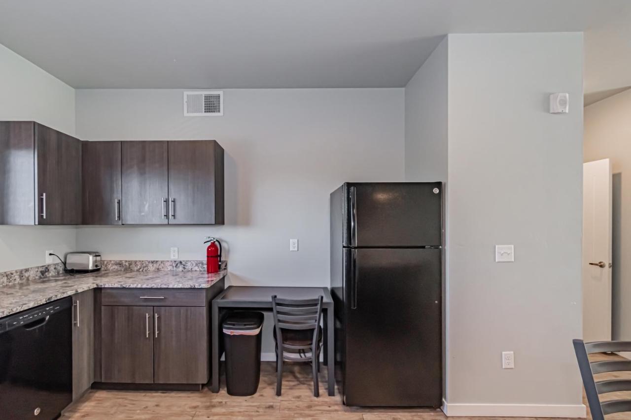 Bringham'S Mill Apartments Perfect For Groups Full Kitchen Gym And Free Parking レックスバーグ エクステリア 写真
