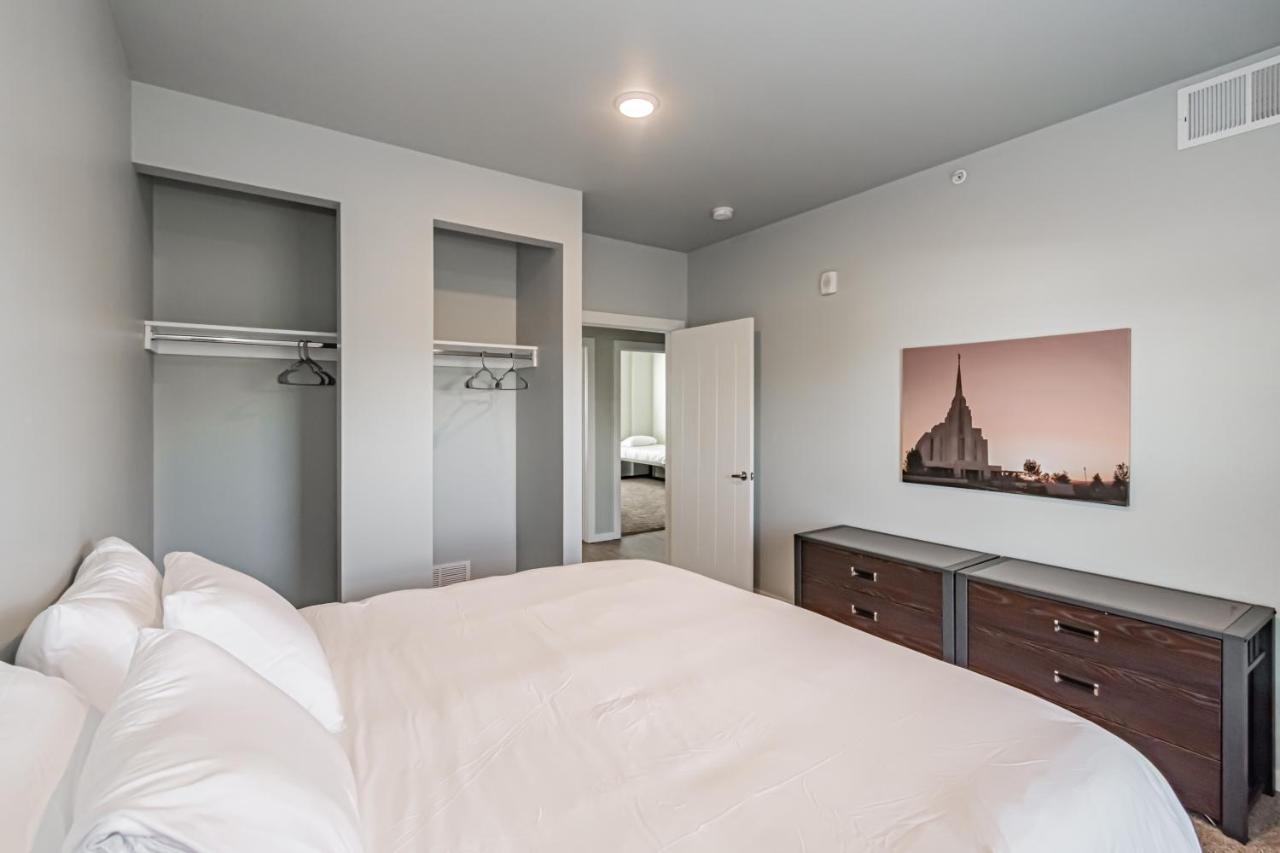 Bringham'S Mill Apartments Perfect For Groups Full Kitchen Gym And Free Parking レックスバーグ エクステリア 写真