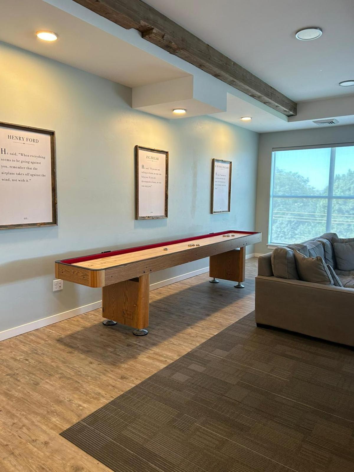 Bringham'S Mill Apartments Perfect For Groups Full Kitchen Gym And Free Parking レックスバーグ エクステリア 写真